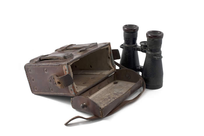 Binoculars with case, courtesy of the Hooge Crater Museum